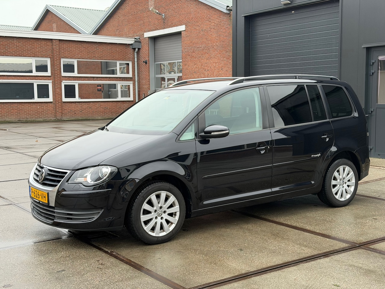 Volkswagen Touran - 1.4 TSI Highline 7 Pers Navi Clima Cruise PDC NAP - AutoWereld.nl