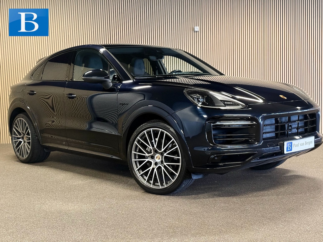 Porsche Cayenne Coupé - 3.0 E-Hybrid Sport Design Platinum Edition-HEAD UP-SOUND-LUCHTV.-INNO DRIVE-COMPLEET - AutoWereld.nl