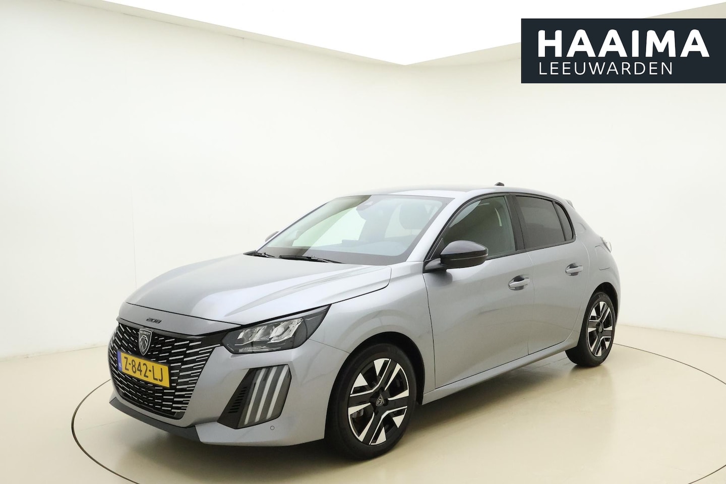 Peugeot 208 - 1.2 PureTech 100 Allure | achteruitrijcamera | cruise control | carplay | - AutoWereld.nl