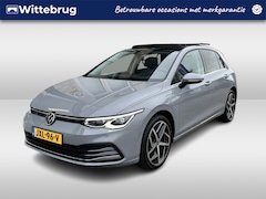 Volkswagen Golf - 1.4 eHybrid Style / AUTOMAAT/ PANO/ IQ LIGHT/ HEAD-UP DISPLAY/ KEYLESS/ ELEKTR. STOEL/ DIG