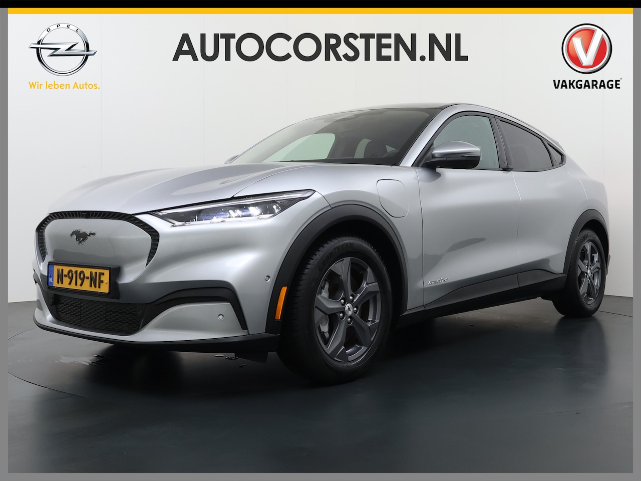 Ford Mustang Mach-E - deze RWD 75kWh B&O®-Audio Panoramadak Leer+Elektr+Memory 360°Topview-Camera Adaptive Cruis - AutoWereld.nl