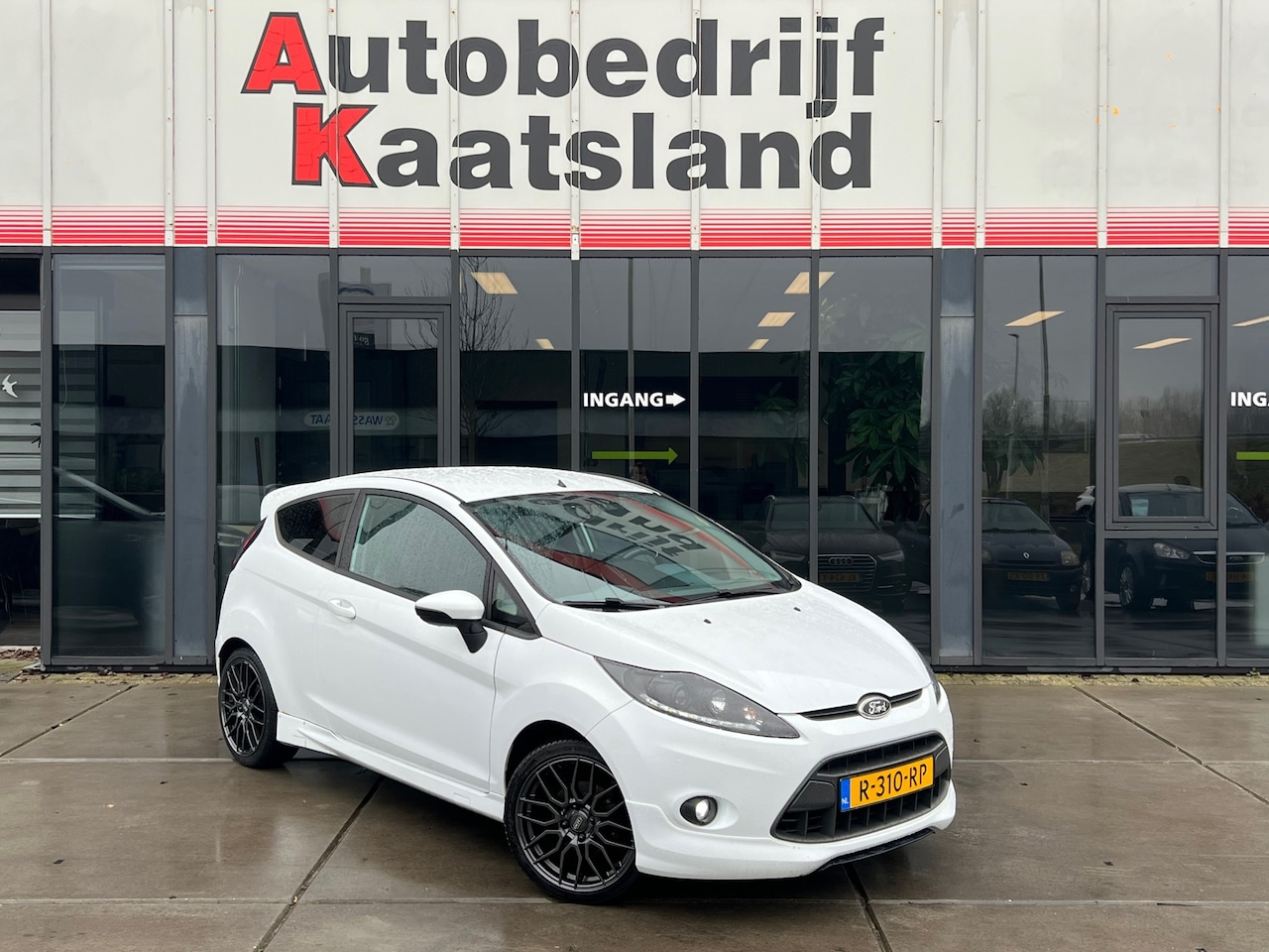 Ford Fiesta - 1.25 Trend - Carplay - Rs look - AutoWereld.nl