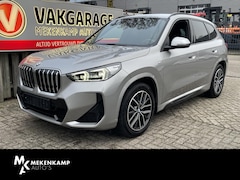 BMW X1 - sDrive18i M Sport Shadow Line 18"/Sportstoelen/Keyless/Alarm/Adaptief LED/Stoelverwarming/