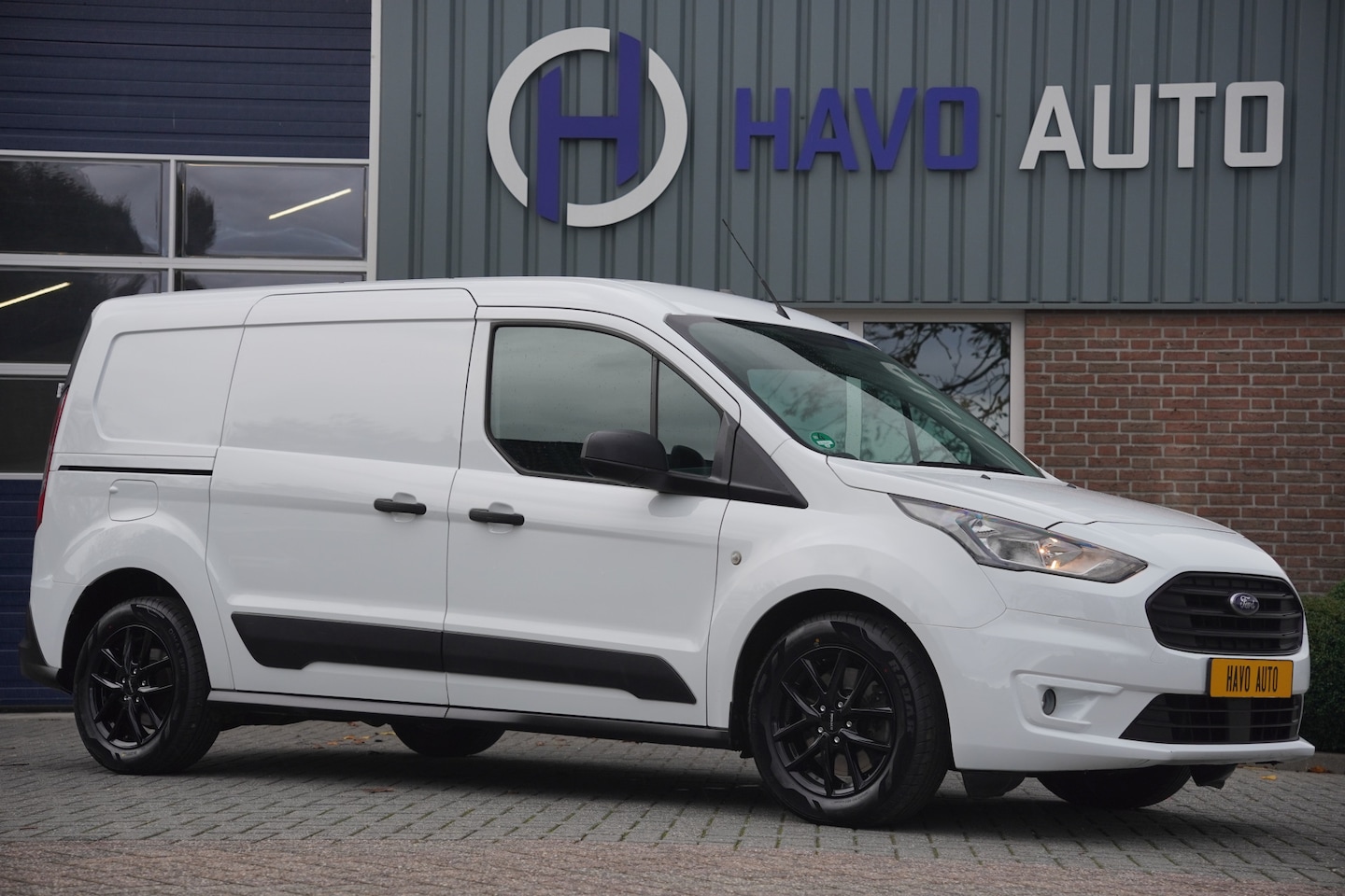 Ford Transit Connect - 1.0 Benzine L2, AIRCO, 3-ZITS, BTW-BPM-VRIJ / MARGE - AutoWereld.nl