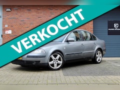 Volkswagen Passat - 2.0-20V 2004 | AIRCO | TREKHAAK | NAP