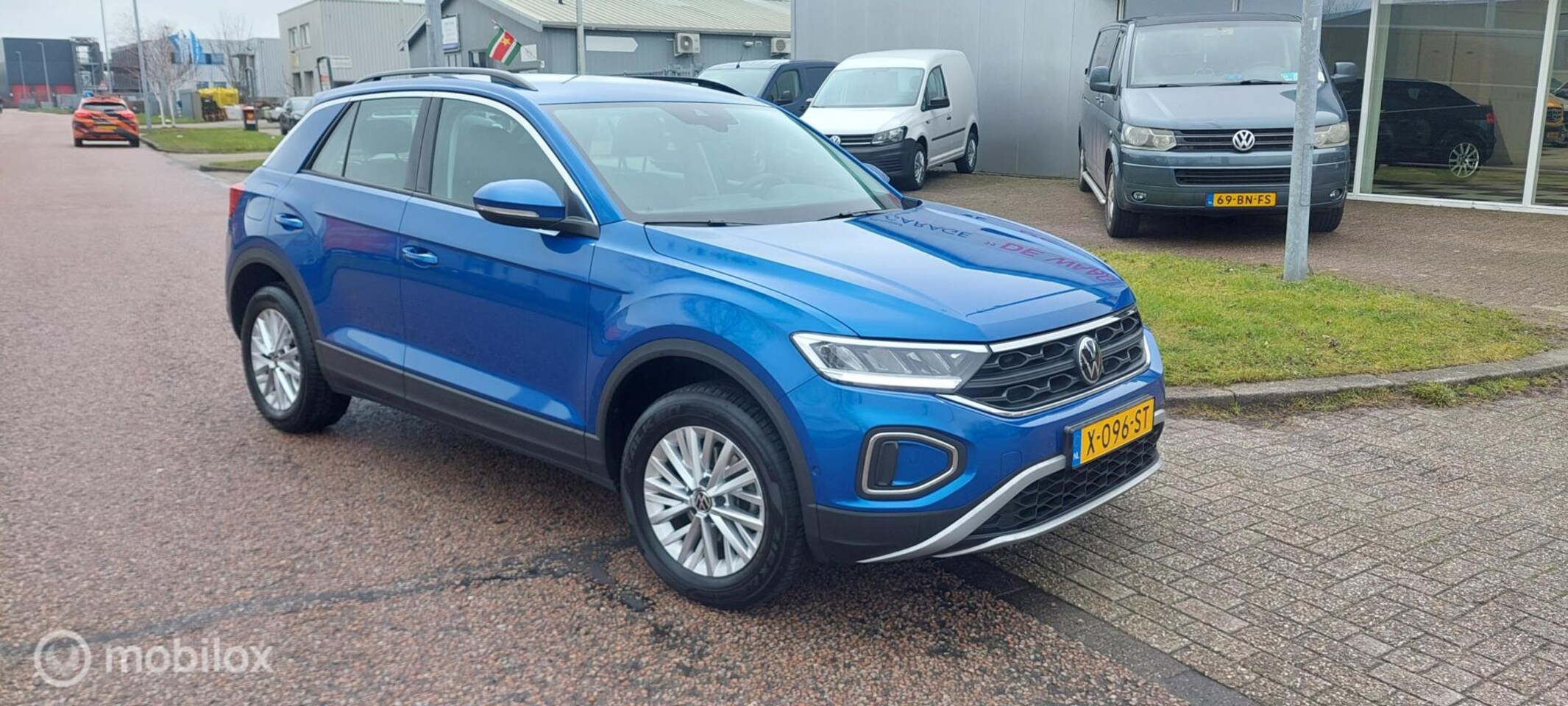 Volkswagen T-Roc - 1.5 TSI Life Edition Automaat - AutoWereld.nl