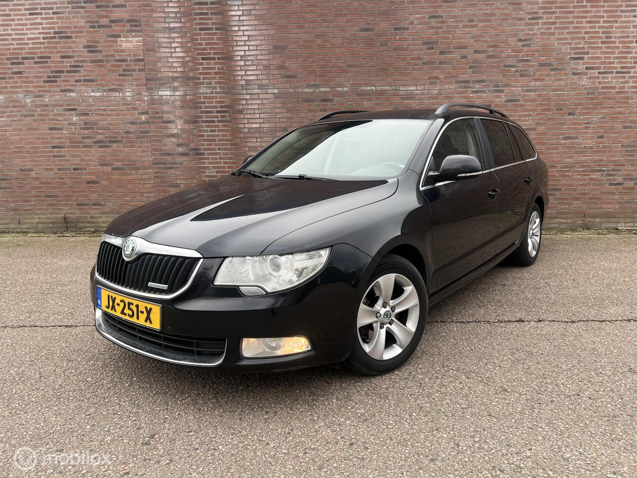 Skoda Superb Combi - 1.6 TDI Greenline Ambition Business Line 1.6 TDI Greenline Ambition Business Line - AutoWereld.nl