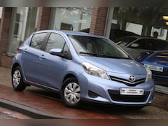 Toyota Yaris - 1.0 VVT-i Aspiration Camera