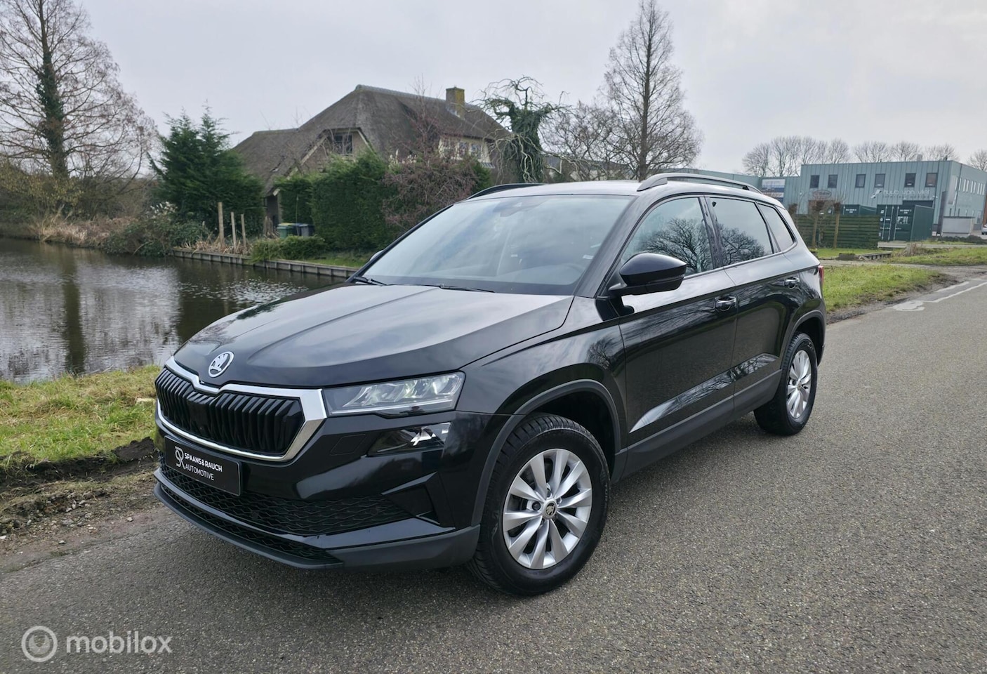Skoda Karoq - 1.5 TSI ACT / Navi / Carplay / Camera / Stoelv - AutoWereld.nl