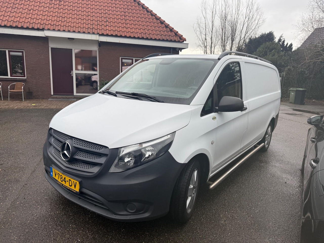 Mercedes-Benz Vito - 111 CDI Lang Bestelauto van het Jaar editie zeer lage km stand - AutoWereld.nl