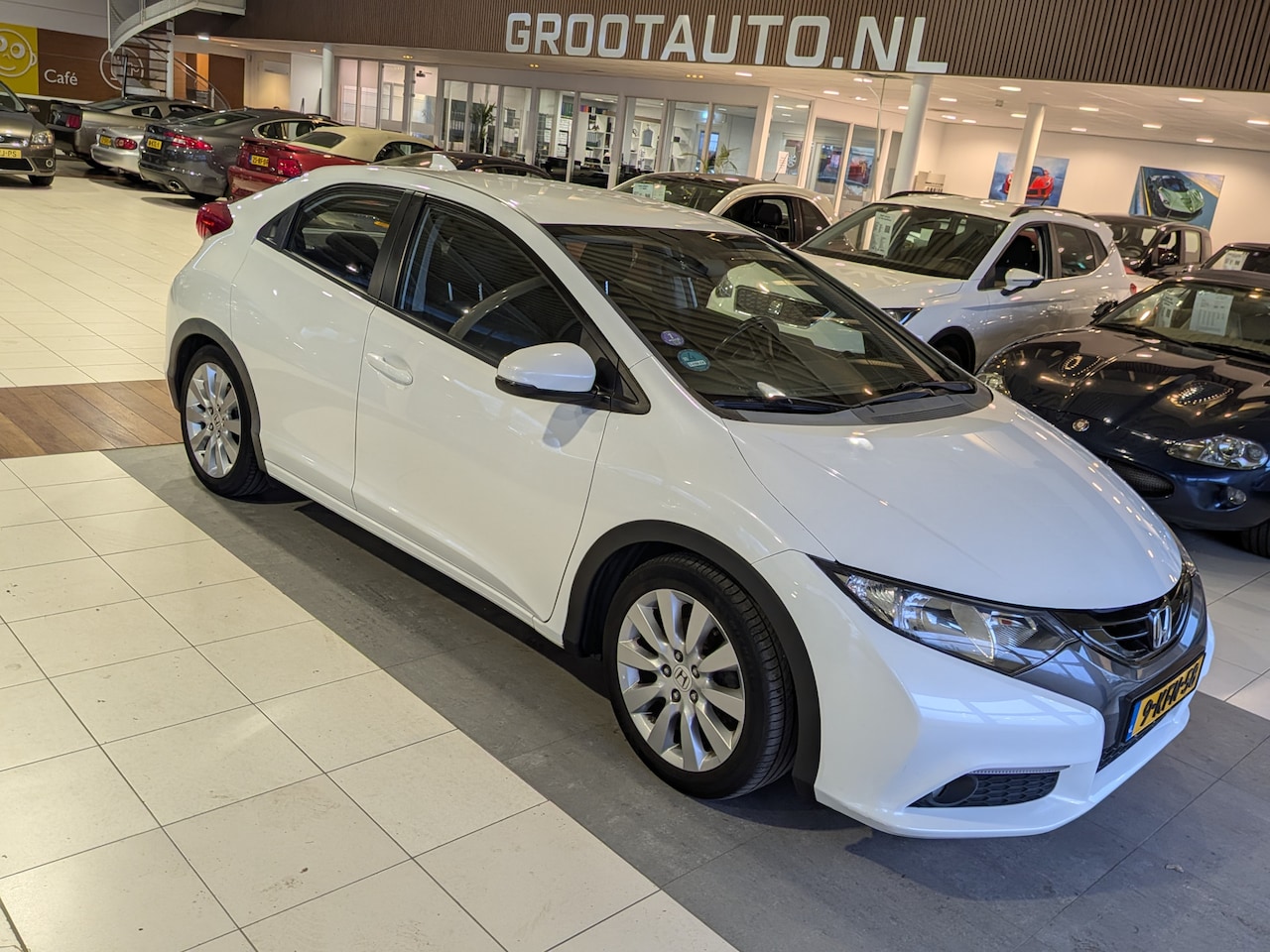 Honda Civic - 1.4 Sport Airco, Cruise Control, Trekhaak, Stuurbekrachtiging - AutoWereld.nl