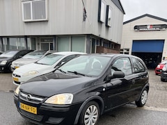 Opel Corsa - 1.0-12V Essentia Keurig nette 3 deurs Corsa Prijs is inclusief nieuwe Apk keuring