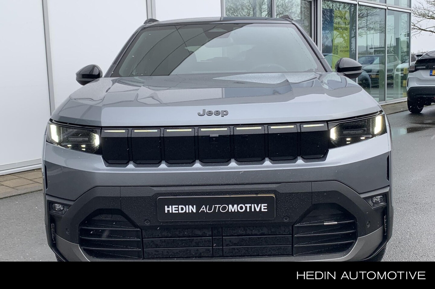 Jeep Compass - First Edition 74 kWh | Nu bij ons te bezichtigen! | 360gr. camera | All season / 19 inch | - AutoWereld.nl