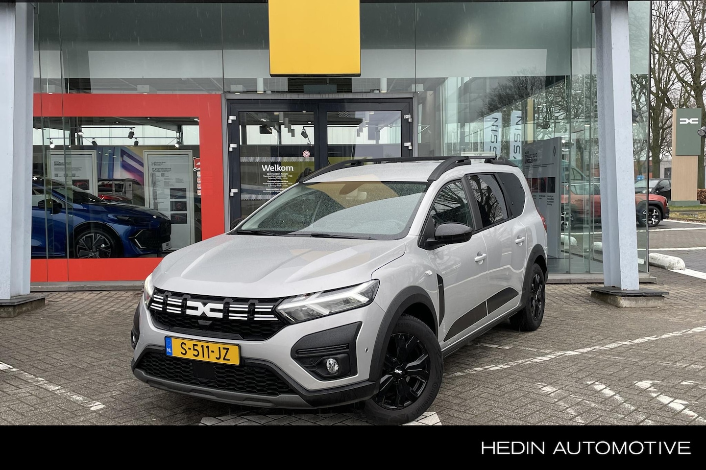 Dacia Jogger - 1.0 TCe 110 Extreme 7p. | CAMERA | KEYLESS | AUTOMATISCHE AIRCO | TREKHAAK | - AutoWereld.nl