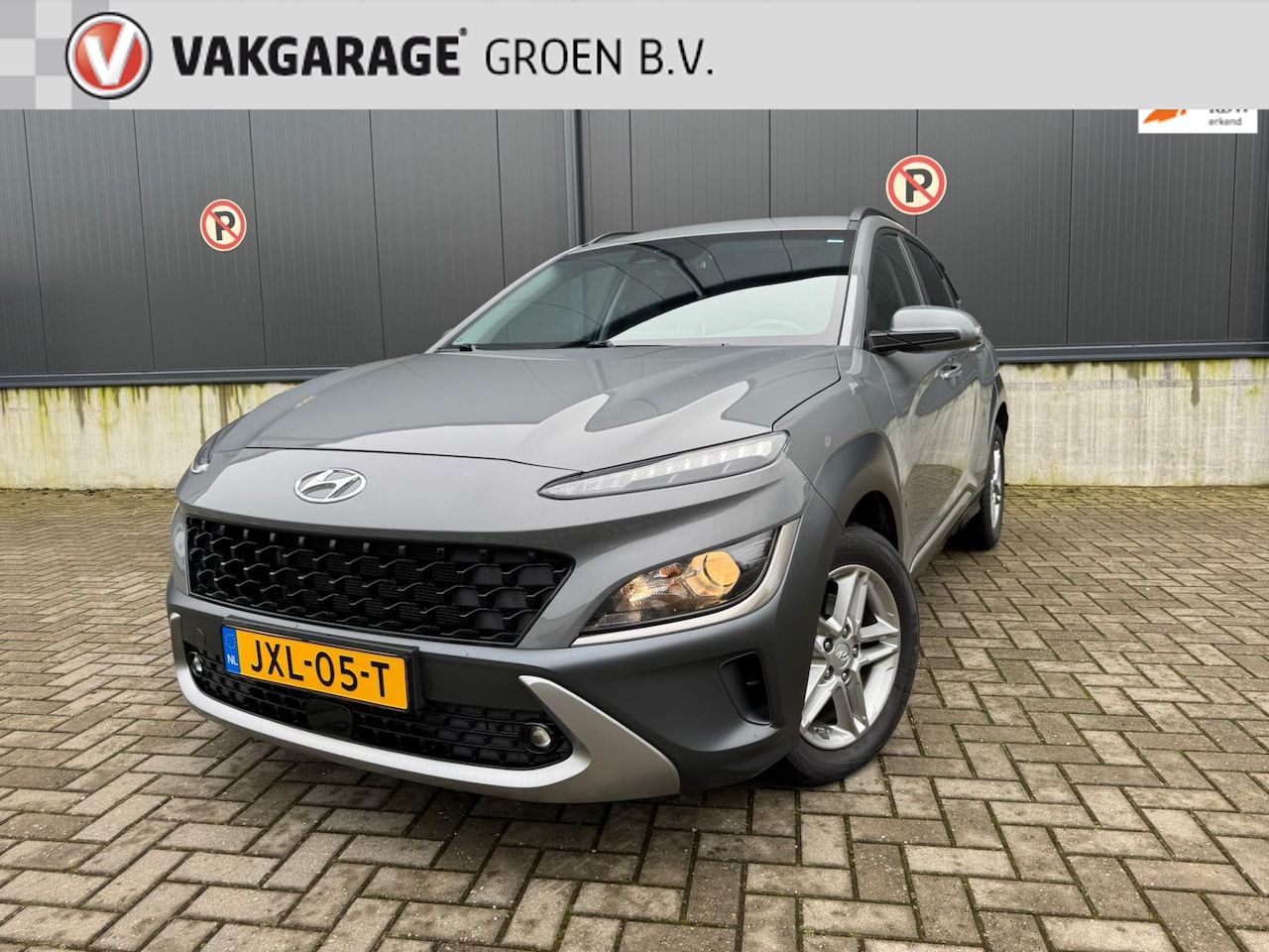 Hyundai Kona - 1.0 T-GDI Automaat / climate / adapt. cruise / camera / stuur + stoelverwarming ! - AutoWereld.nl