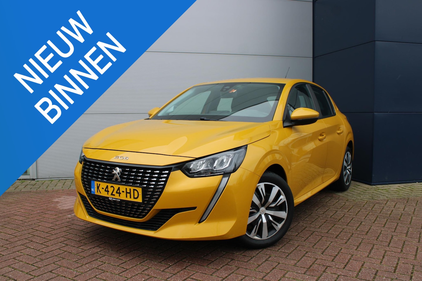 Peugeot 208 - 1.2 PureTech Active Airco Navi Carplay DAB Dealer onderhouden - AutoWereld.nl