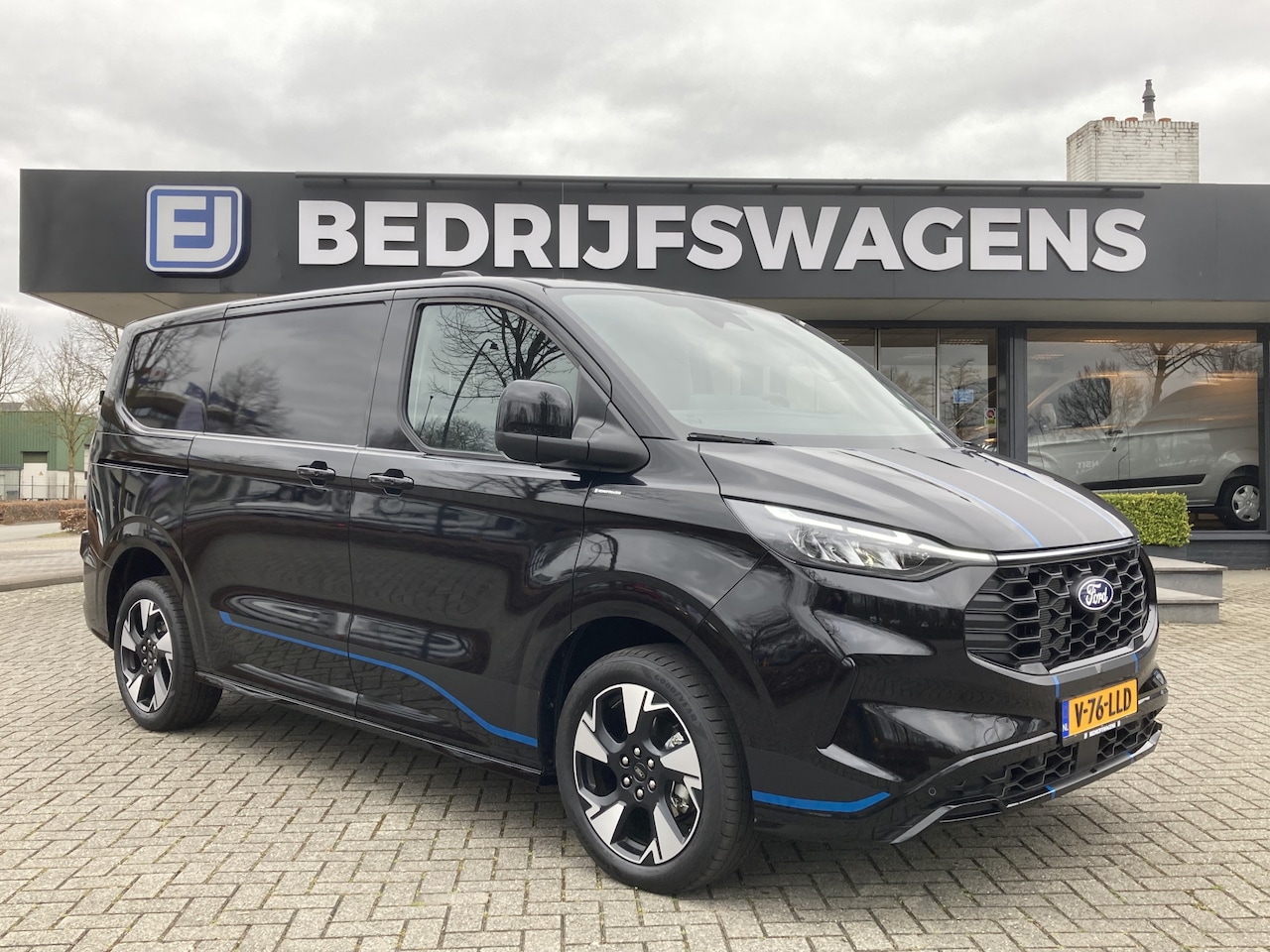 Ford Transit Custom - 300 2.0 TDCI L1H1 Sport 170pk/125kW Automaat 8-traps | BPM VRIJ! | Ford Protect garantie t - AutoWereld.nl