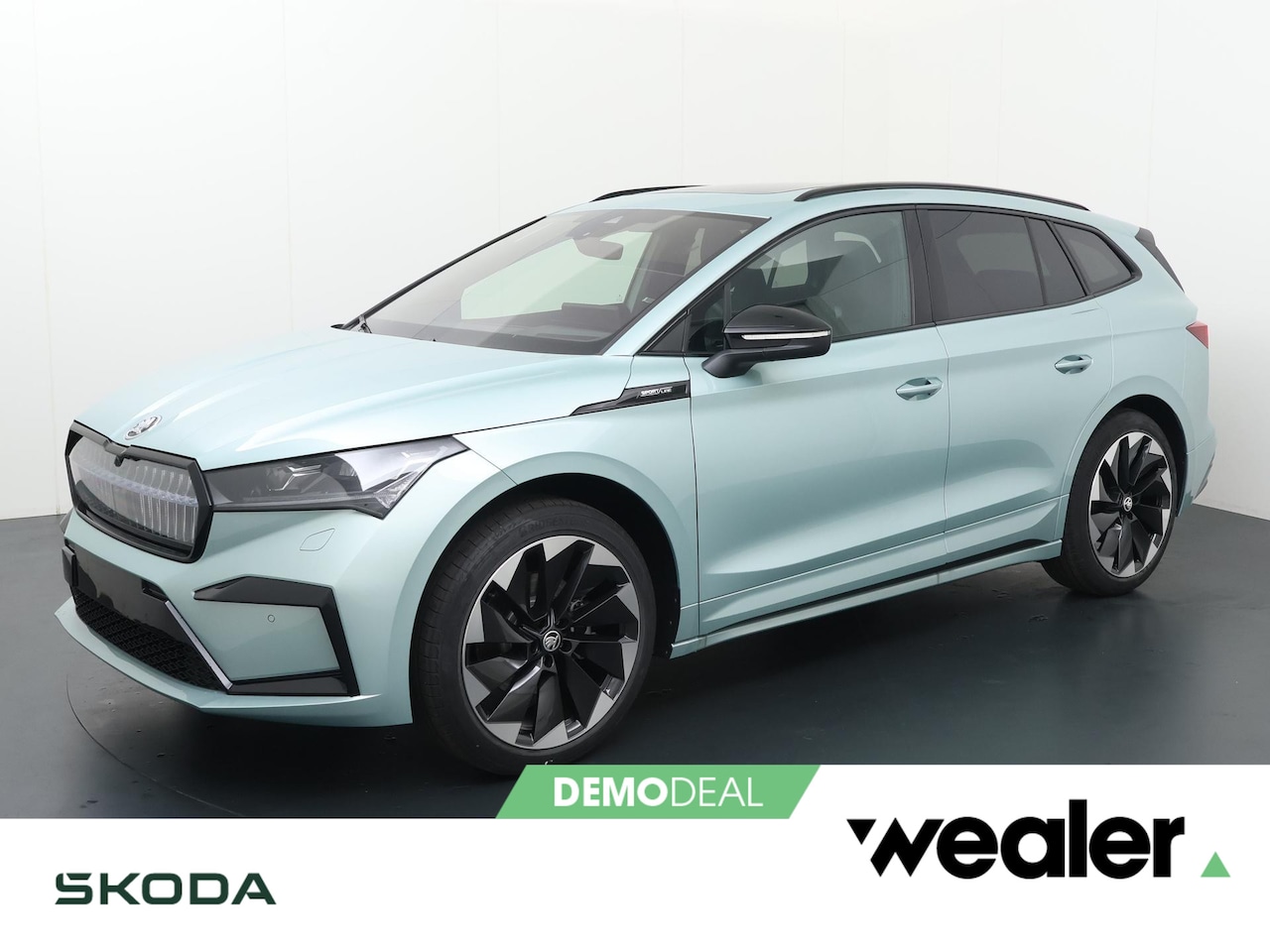 Skoda Enyaq iV - 60 Sportline 180 pk | Navigatie | Apple Carplay/Android Auto | Crystal Face | Panoramadak - AutoWereld.nl