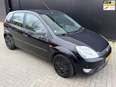 Ford Fiesta - 1.4-16V Trend - AUTOMAAT - Airco - Inruil mogelijk