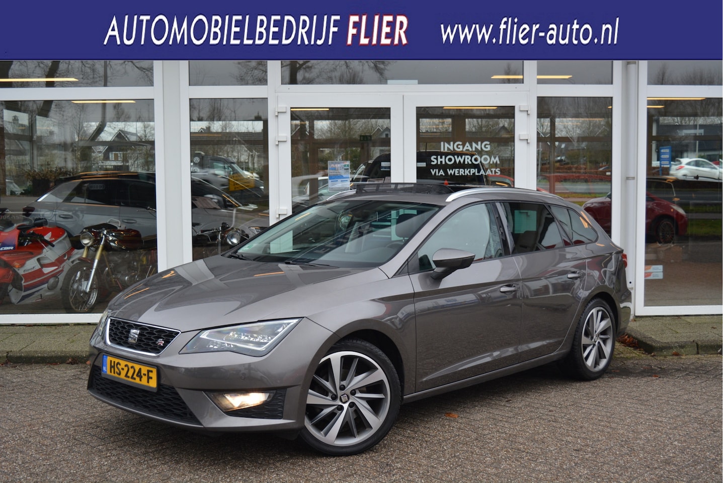 SEAT Leon ST - 1.4 150PK TSI FR Connect Executive ✅ Pano ✅ PDC V+A ✅ CarPlay ✅ Orig. NL ✅ NAP ✅ - AutoWereld.nl