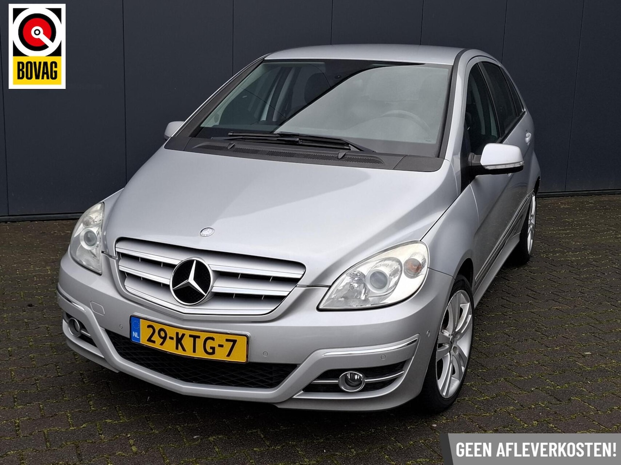 Mercedes-Benz B-klasse - 160 AUTOMAAT / LEDER / HELE NETTE STAAT - AutoWereld.nl