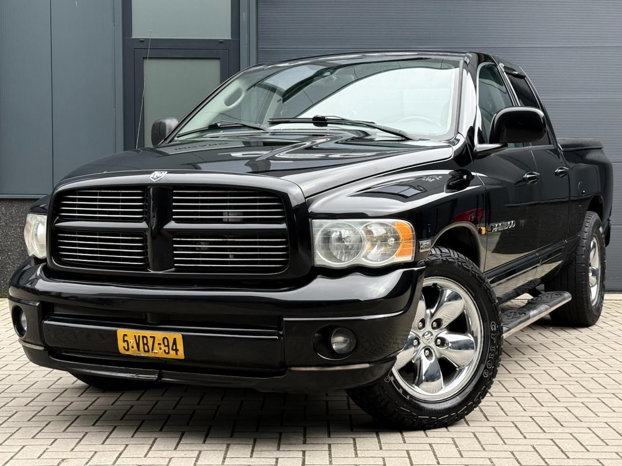 Dodge Ram - 5.7 HEMI V8 LPG-G3 6 Persoons - AutoWereld.nl