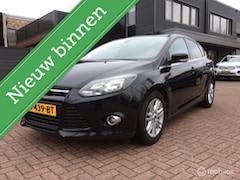 Ford Focus - 1.0 EcoBoost Titanium Lm Vlg 5-deurs Climate st verw