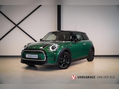 MINI Cooper - Classic | Sportstoel | Navigatie | CarPlay | Driving Assistant | Leder | Sfeerverlichting