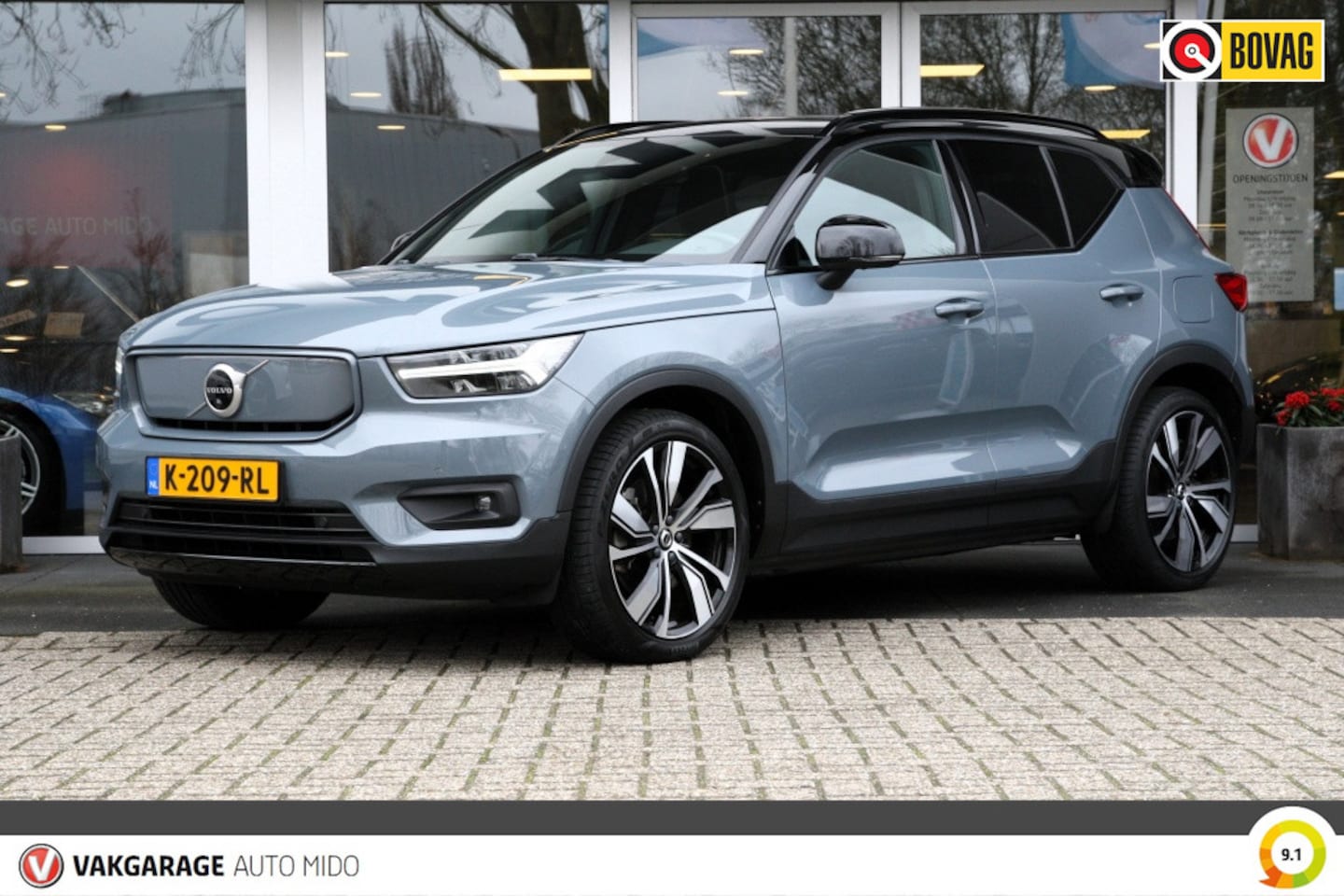 Volvo XC40 - Recharge P8 AWD R-Design | 1e eigenaar | PANO | Warmtepomp - AutoWereld.nl