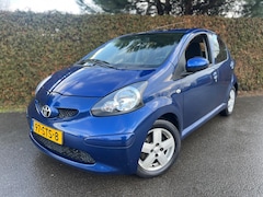 Toyota Aygo - 1.0-12V 5-DEURS APK LM VELGEN TOERENTELLER