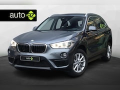 BMW X1 - sDrive20i Executive Edition / Trekhaak / Headup / Stoelverw