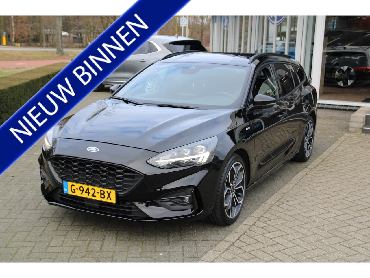 Ford Focus Wagon - 1.5 EcoBoost 150 PK ST-Line WAGON TREKHAAK | 18-INCH | XENON | WINTER PACK - AutoWereld.nl