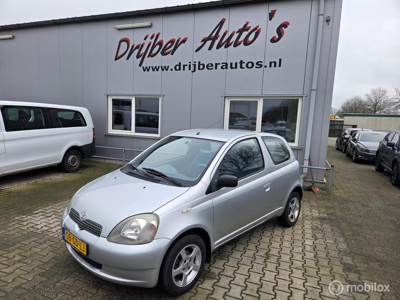 Toyota Yaris - 1.3-16V VVT-i Luna 1.3-16V VVT-i Luna - AutoWereld.nl