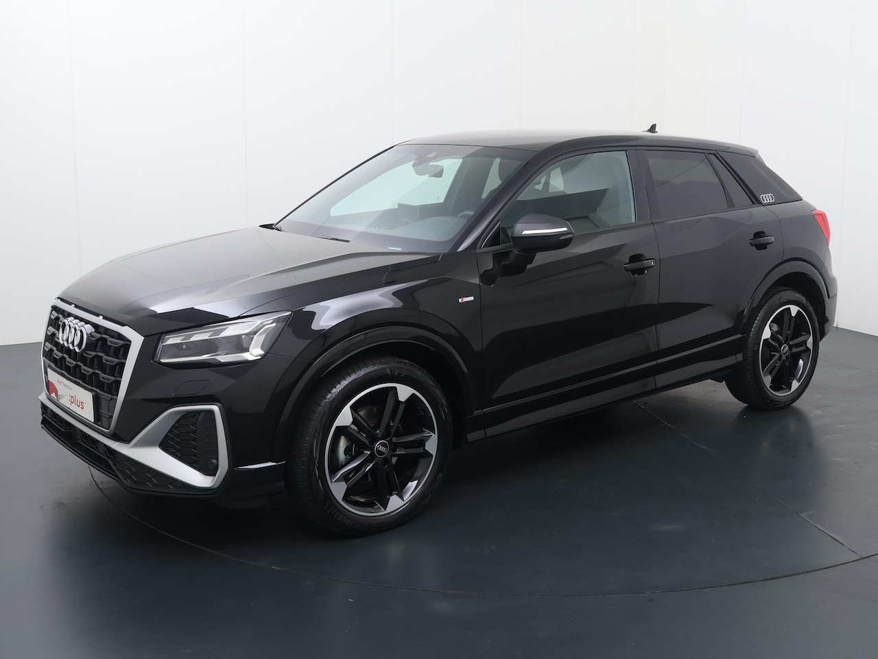 Audi Q2 - 35 TFSI S Edition | 150 PK | Automaat | Trekhaak | Matrix LED koplampen | 18" LM velgen | - AutoWereld.nl