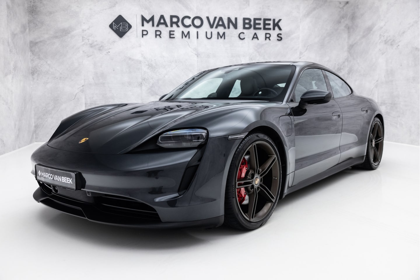 Porsche Taycan - 4S Performance 93 kWh | Pano | Bose | ACC | 20" - AutoWereld.nl