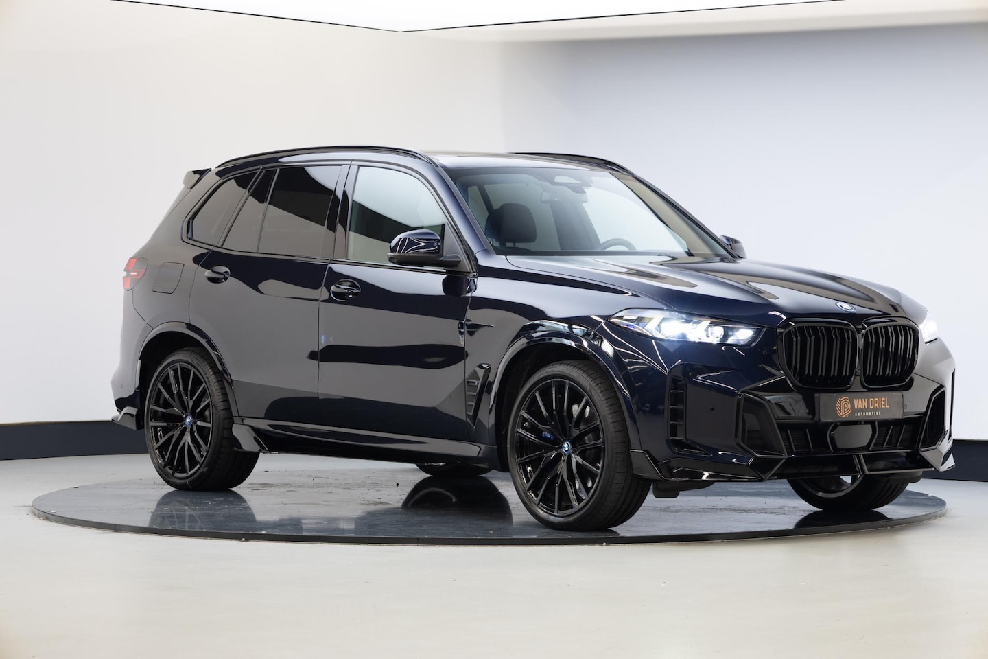 BMW X5 - xDrive50e | M-Sport | 22 Inch | Innovation Pack | Comfort Pack | Panoramadak | - AutoWereld.nl
