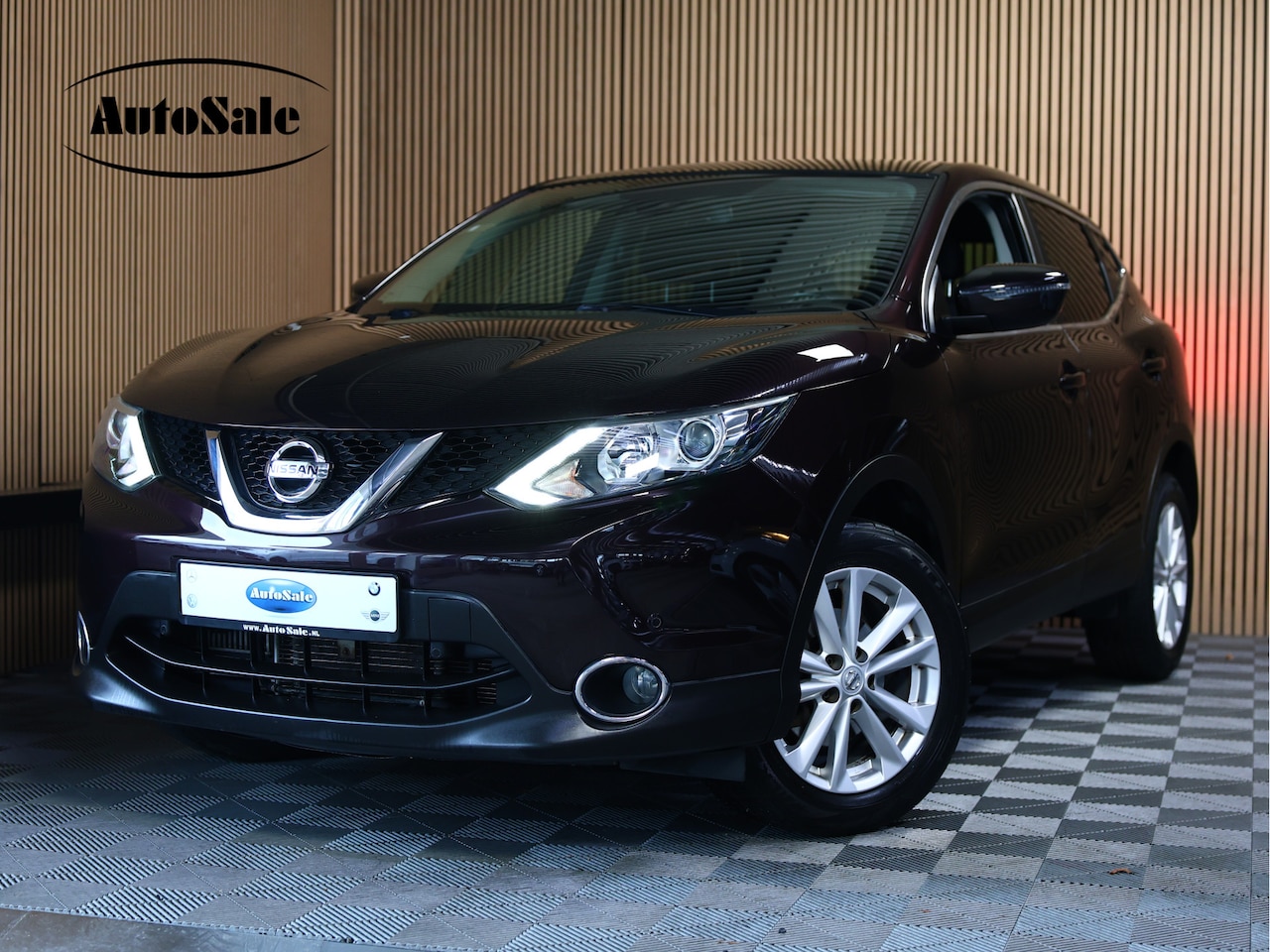 Nissan Qashqai - 1.2 Edition AUTOMAAT CLIMA NAVI PDC LANE '15 - AutoWereld.nl
