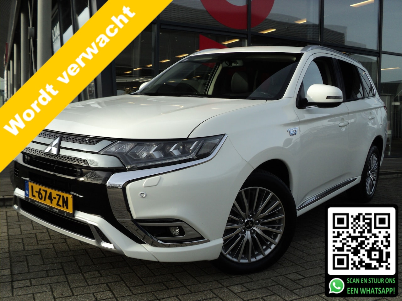 Mitsubishi Outlander - 2.4 PHEV Instyle Edition | 240 PK | AUTOMAAT | 4WD | DEALER ONDERHOUDEN | TREKHAAK | 1.500 - AutoWereld.nl