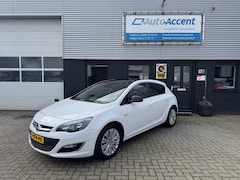 Opel Astra - 1.4 Turbo Sport + Navi/Klima/Cuisel/LMV