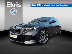 BMW 5-serie - Sedan 530e M Sportpakket | Comfort Pack | Driving Assistant Professional | Harman-Kardon s