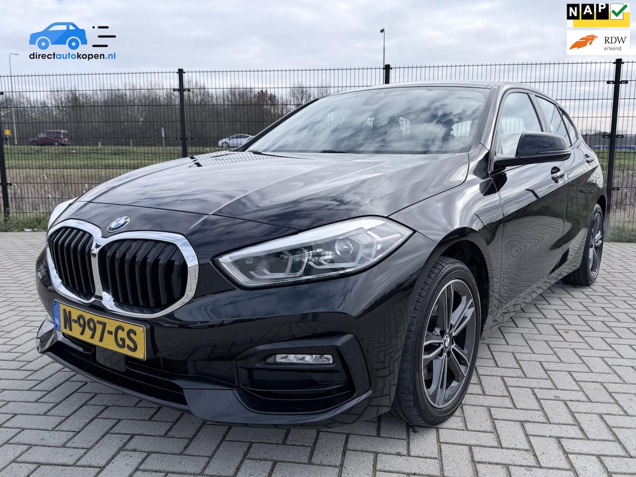 BMW 1-serie - 118i Business Edition Plus | Camera | PDC | Stoelverw. | Sport pakket - AutoWereld.nl