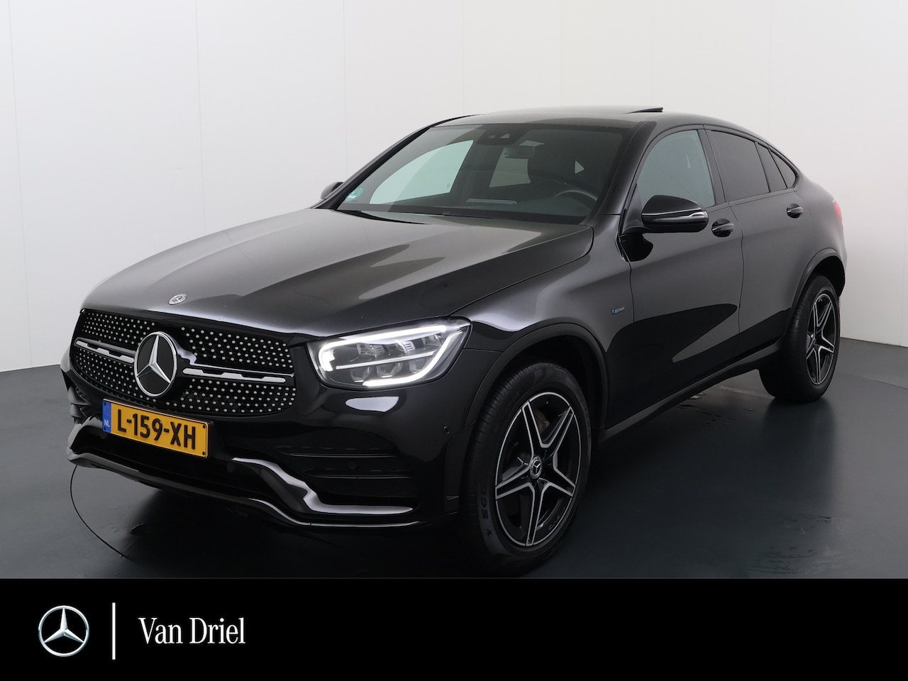 Mercedes-Benz GLC-klasse Coupé - 300 e 4MATIC AMG line | Schuifdak Burmester Trekhaak - AutoWereld.nl