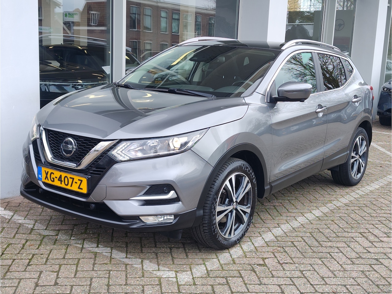 Nissan Qashqai - 1.2 N-CONNECTA Keyless | 360 Camera | Cruise | Trekhaak - AutoWereld.nl