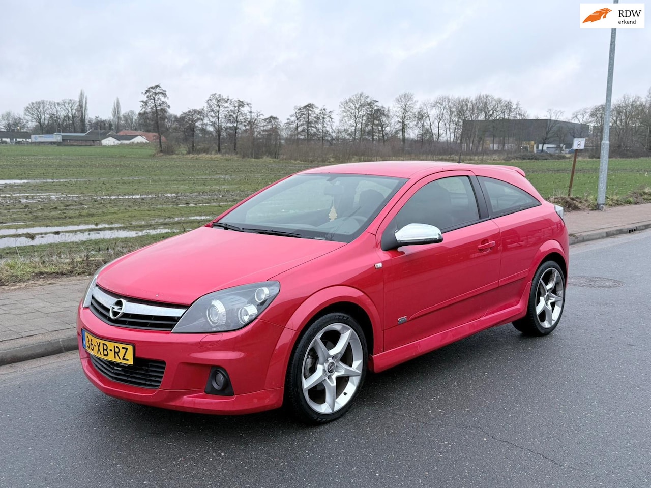 Opel Astra GTC - 1.8 Sport 140PK OPC Uitvoering / Recaro Interieur - AutoWereld.nl