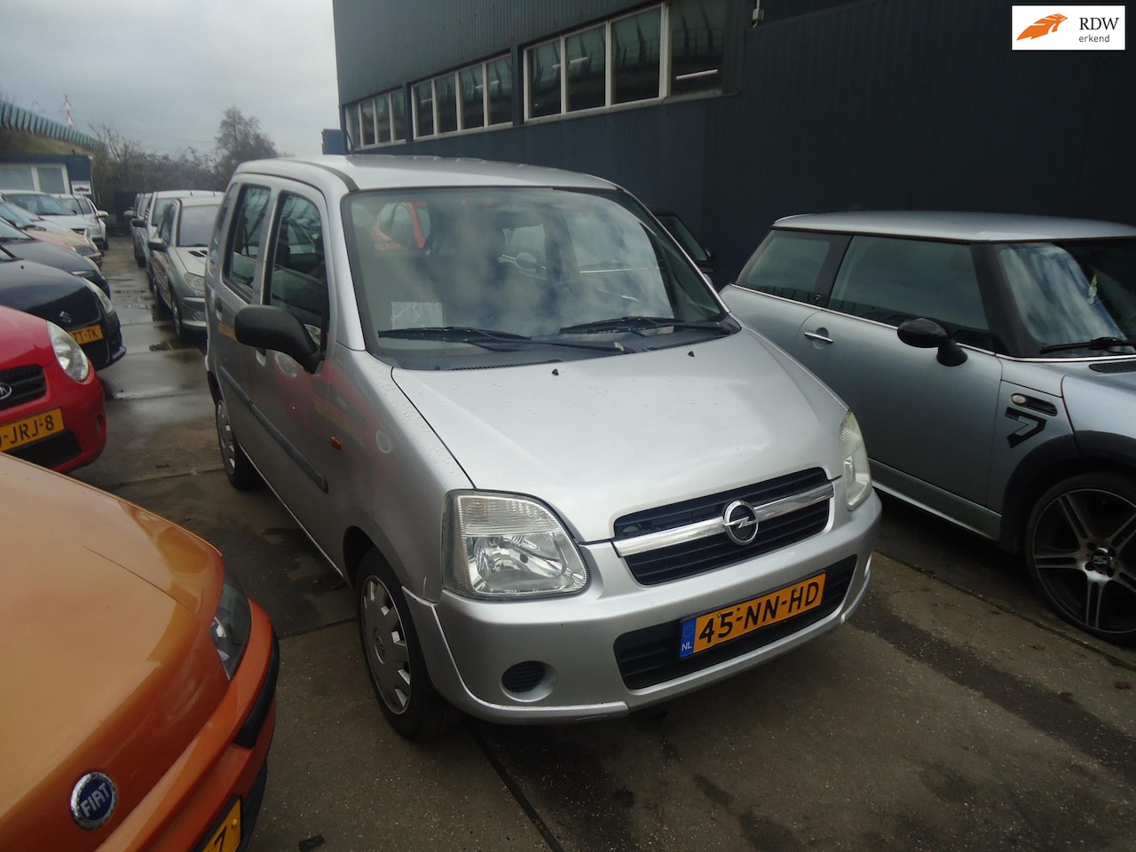 Opel Agila - 1.0-12V Essentia st bekr elek pak nap apk - AutoWereld.nl