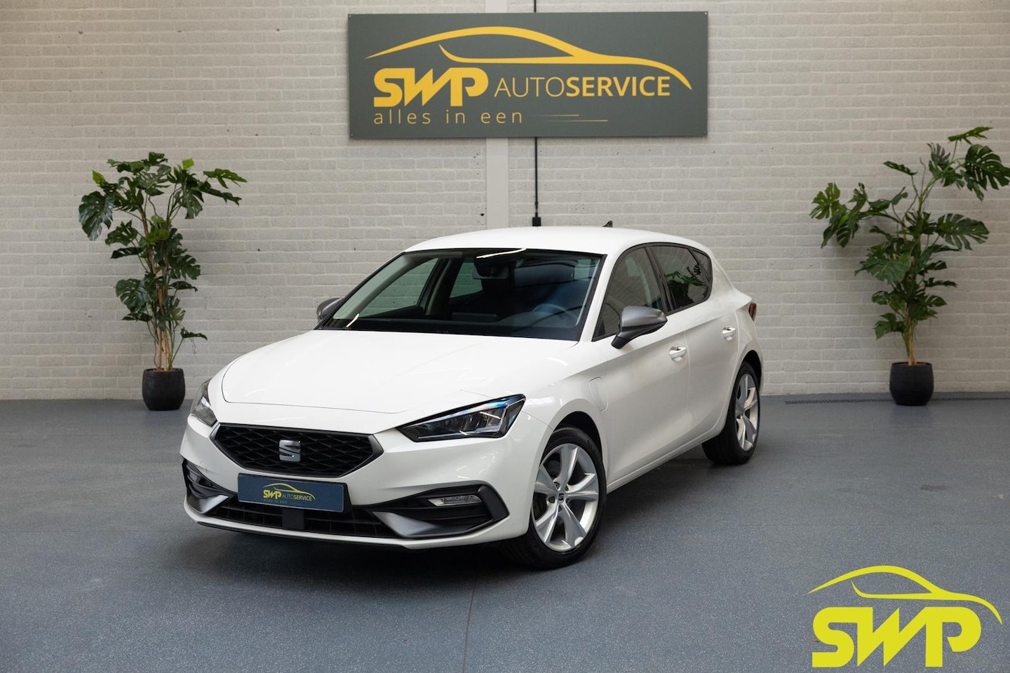 SEAT Leon - 1.4 TSI eHybrid PHEV FR | Navi | Dealer onderhouden | Digital cockpit - AutoWereld.nl