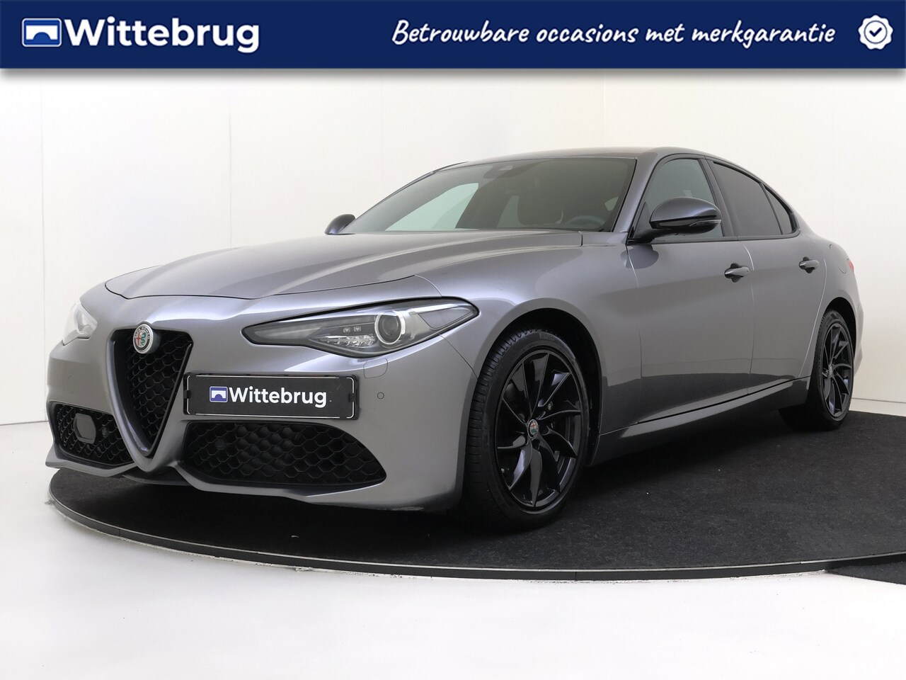 Alfa Romeo Giulia - 2.0T Super | Navigatie | Camera | Lederen bekleding | - AutoWereld.nl