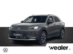 Volkswagen T-Roc - Life First Edition 1.5 eTSI 85 kW / 116 PK 7-DSG | Ambient pakket | Comfort pakket | Trekh