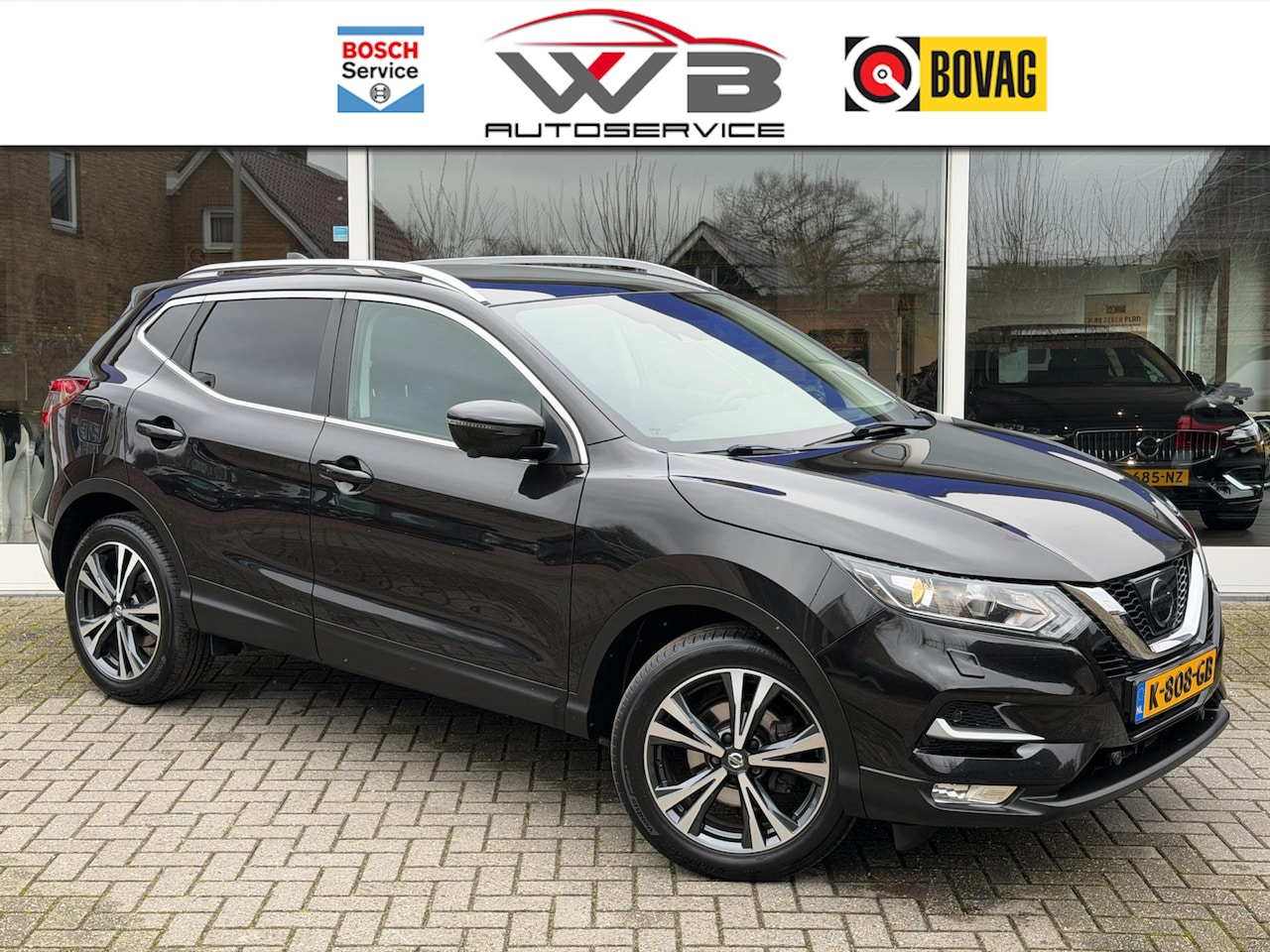 Nissan Qashqai - 1.6 Tekna 360° I Trekhaak I Navi I Panoramadak - AutoWereld.nl