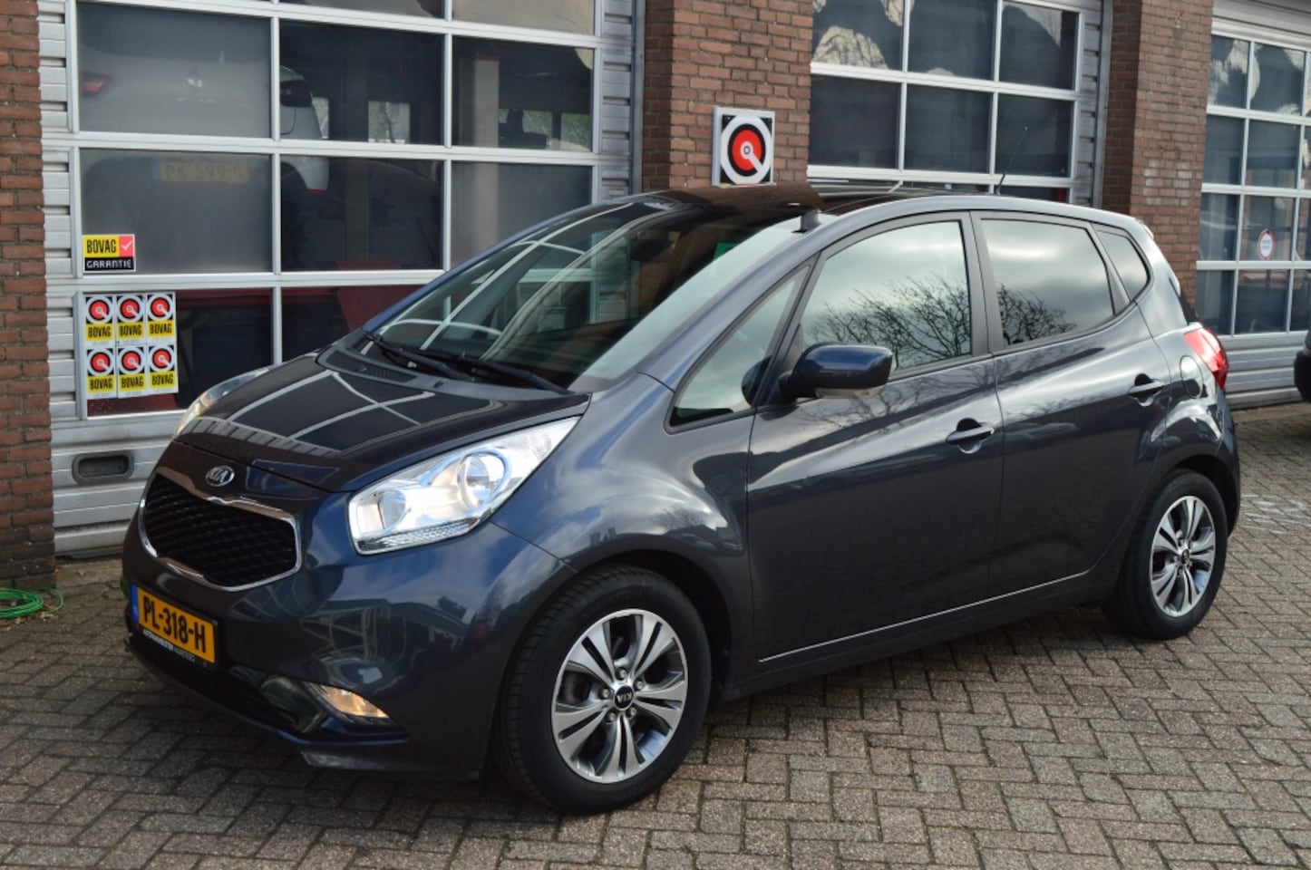 Kia Venga - 1.4 CVVT Summer Ed, Trekhaak, Panoramadak - AutoWereld.nl